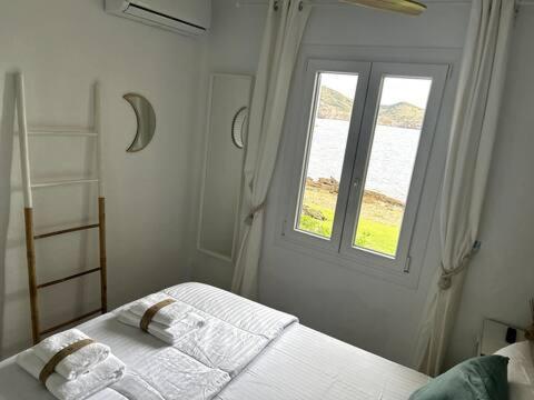 Apartament Miravent Terraza Y Jardin Frente Al Mar Menorca Fornells  Zewnętrze zdjęcie